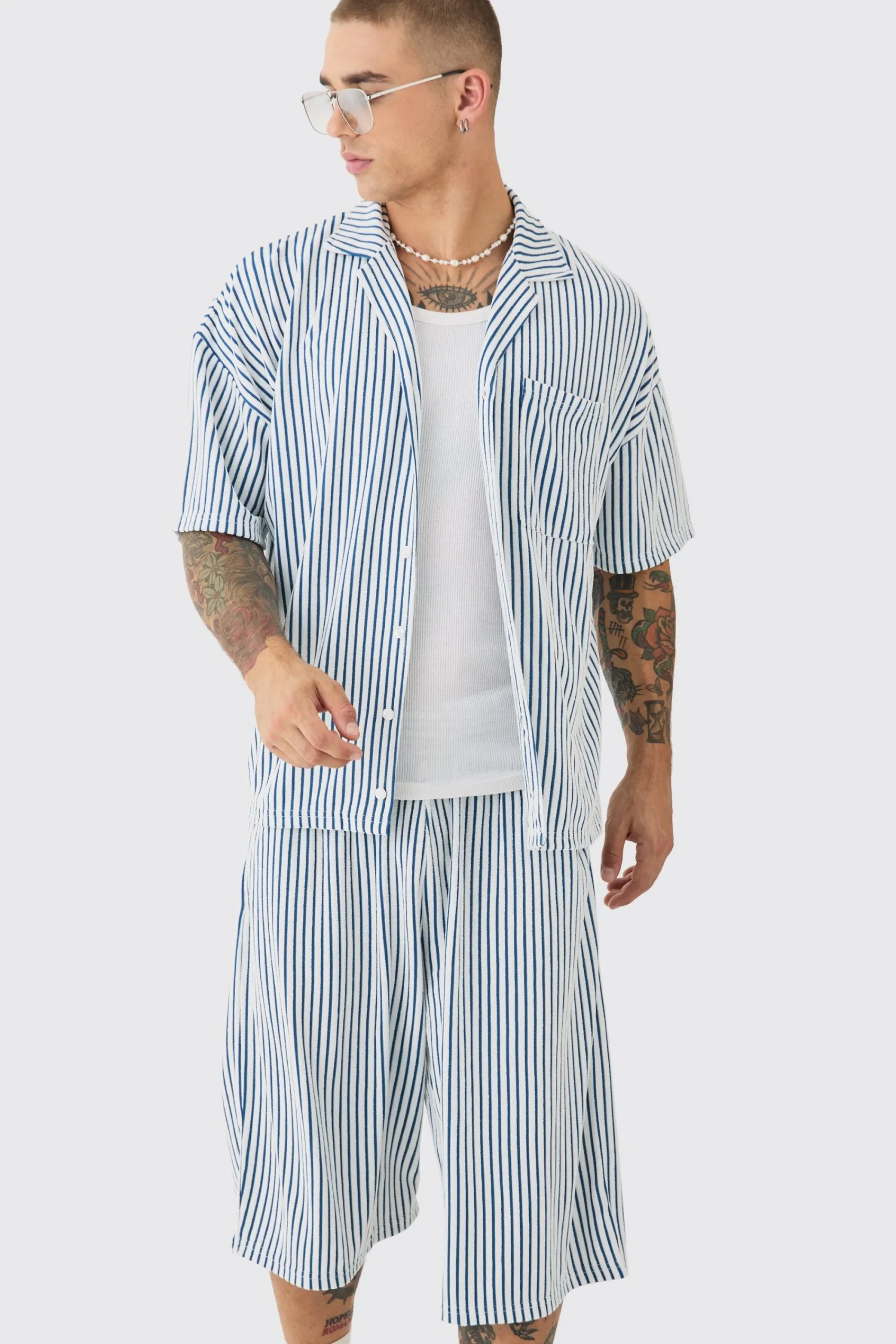boohooMAN Two Tone Towelling Boxy Shirt And Short Set | UK| Sets & Co-Ords