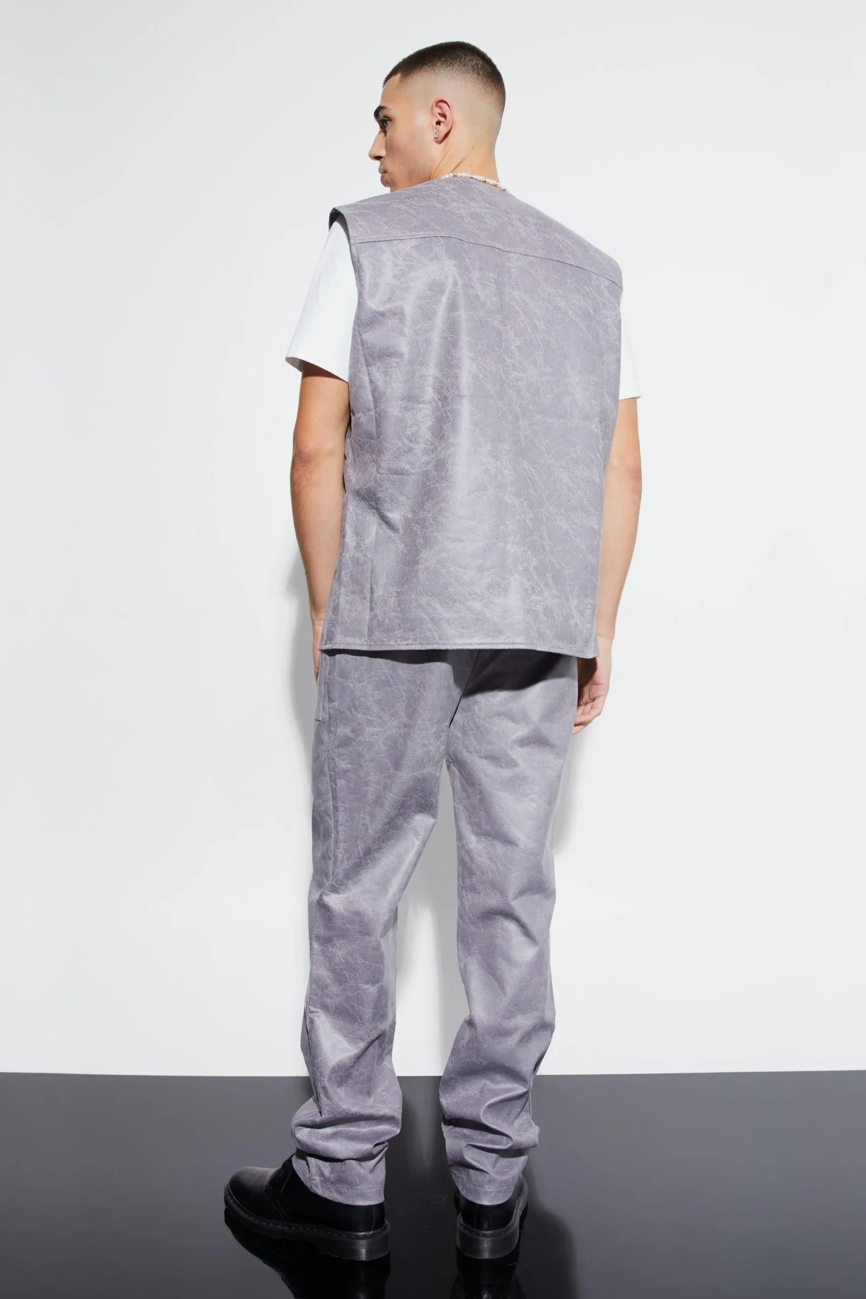 boohooMAN Vintage Pu Oversized Waistcoat Vest | UK| Suits & Tailoring