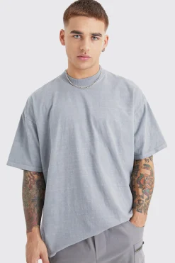 Washed Oversized Extended Neck Eagle Graphic T-shirt | UK^boohooMAN Online